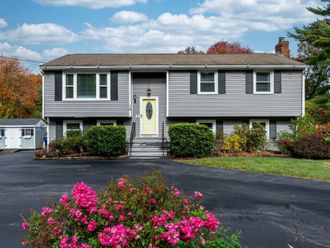 10 Village Street Medway, MA 02053
