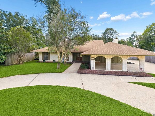 11636 Mollylea Dr, Baton Rouge, LA 70815