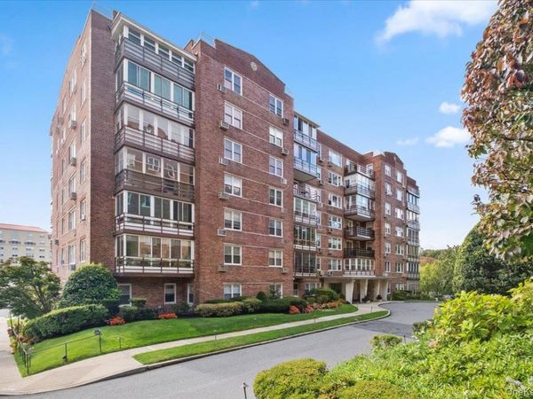 3 Washington Square, Unit 6B, Larchmont, NY 10538