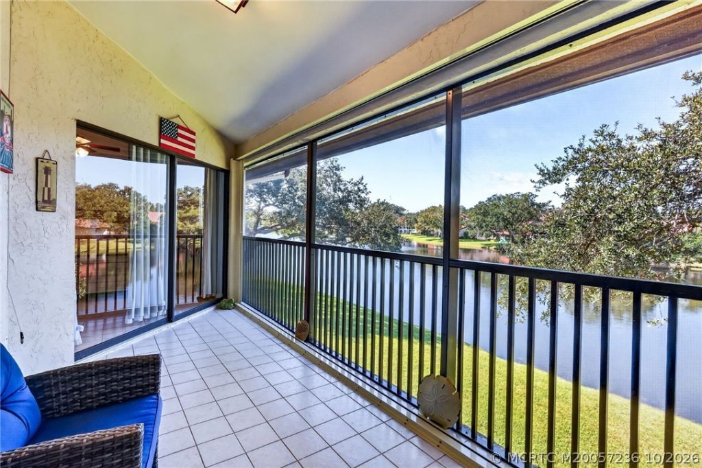 6070 SE Martinique Drive , Unit 202, Stuart, FL 34997 Photo
