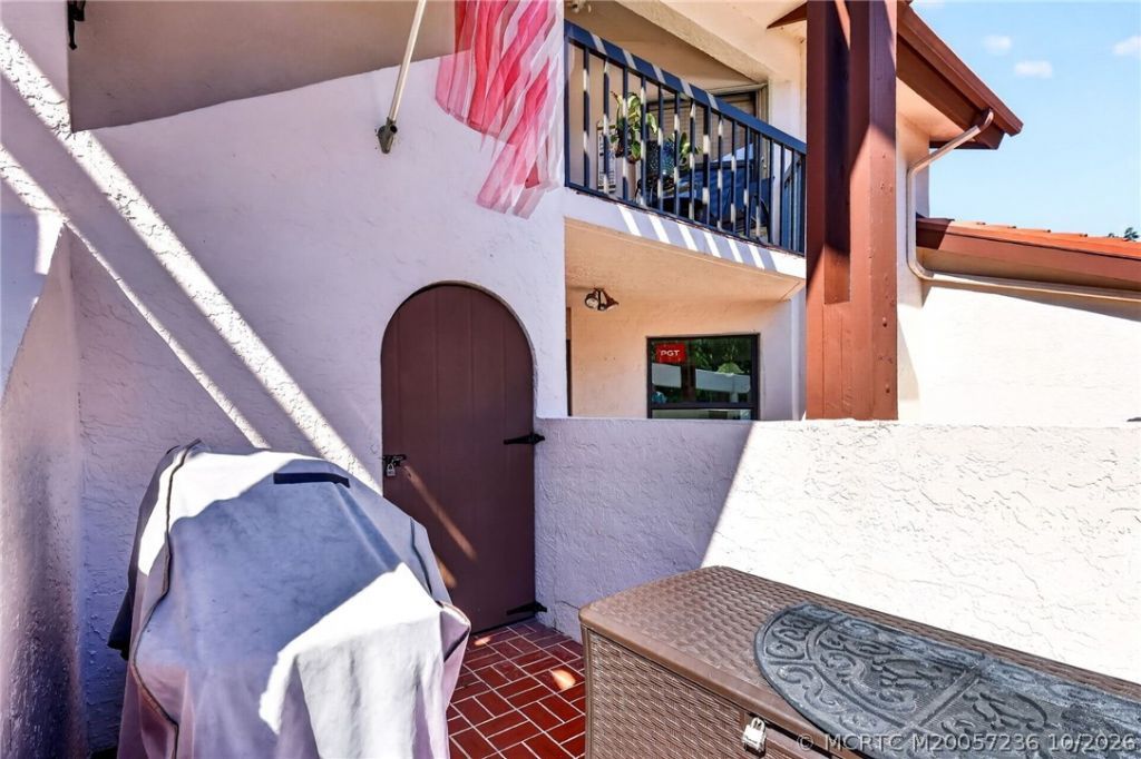 6070 SE Martinique Drive , Unit 202, Stuart, FL 34997 Photo