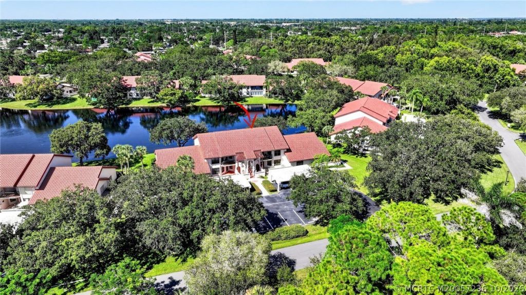 6070 SE Martinique Drive , Unit 202, Stuart, FL 34997 Photo