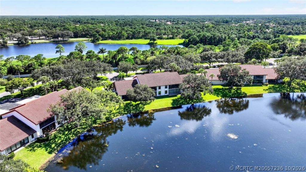 6070 SE Martinique Drive , Unit 202, Stuart, FL 34997 Photo