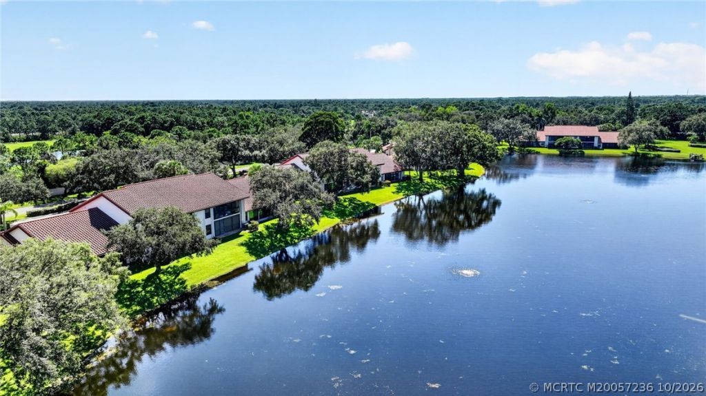 6070 SE Martinique Drive , Unit 202, Stuart, FL 34997 Photo