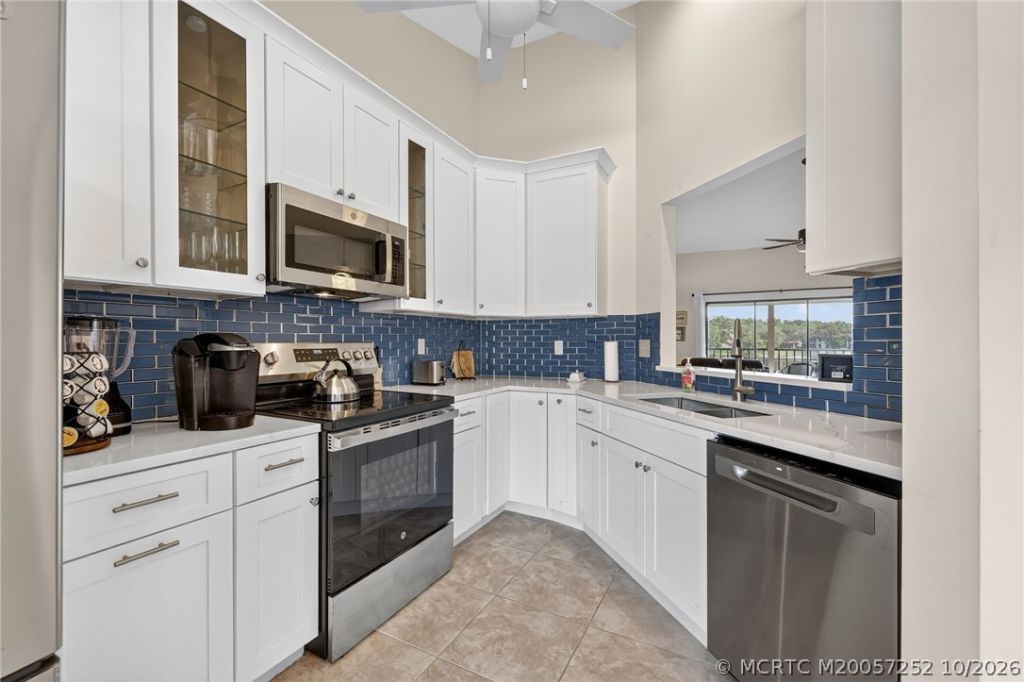 6110 SE Martinique Drive , Unit 201, Stuart, FL 34997 Photo