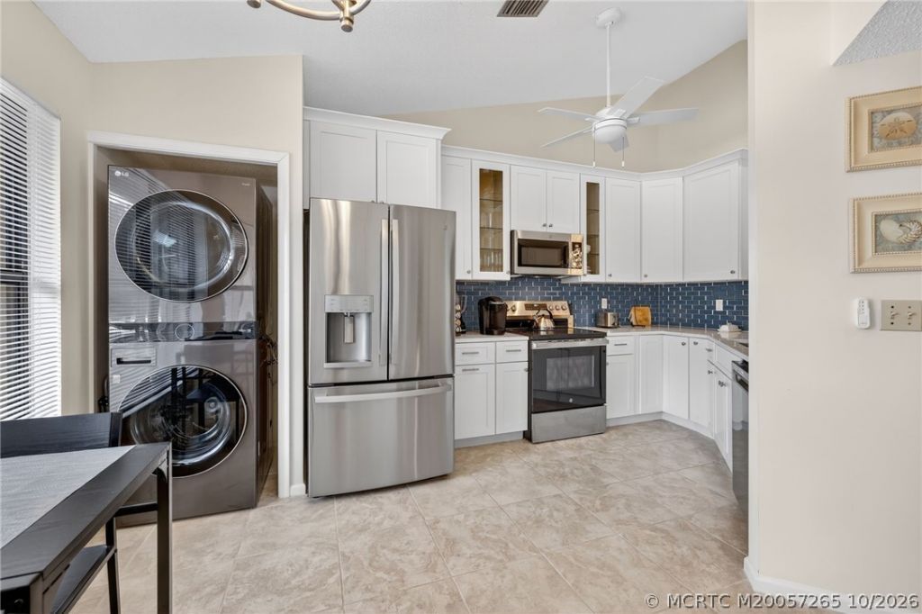 6110 SE Martinique Drive , Unit 201, Stuart, FL 34997 Photo