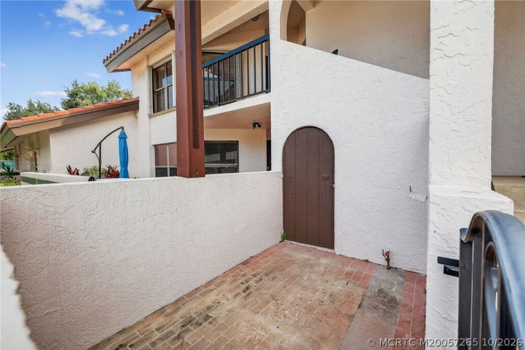 6110 SE Martinique Drive , Unit 201, Stuart, FL 34997 Photo