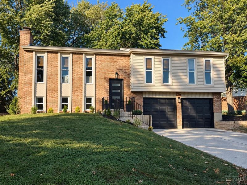 5492 Revmal Lane, Delhi Township, OH 45238 Photo 2