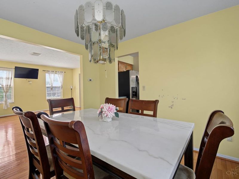 2082 Crest Road, Forest Park, OH 45240 Photo 12