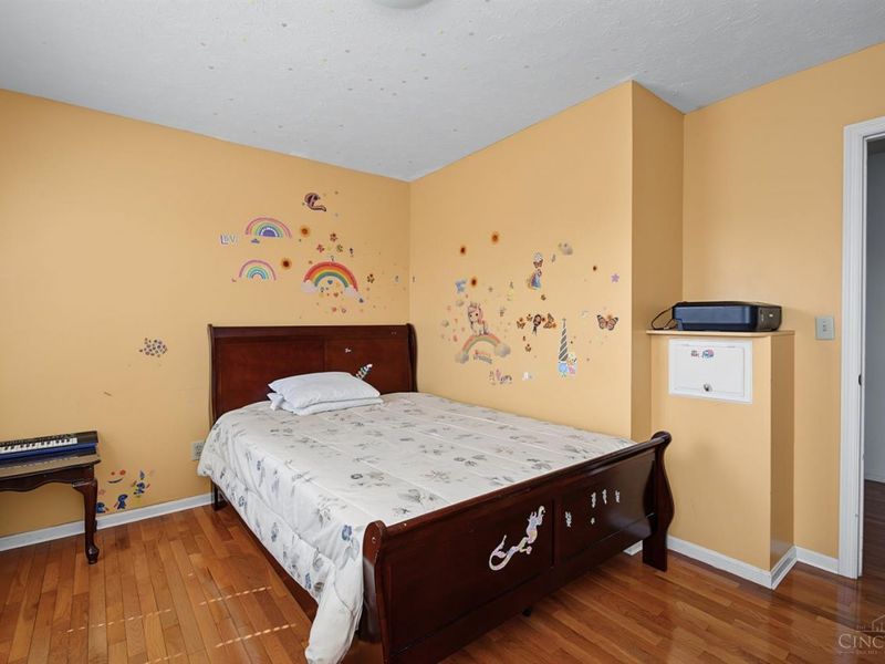 2082 Crest Road, Forest Park, OH 45240 Photo 25