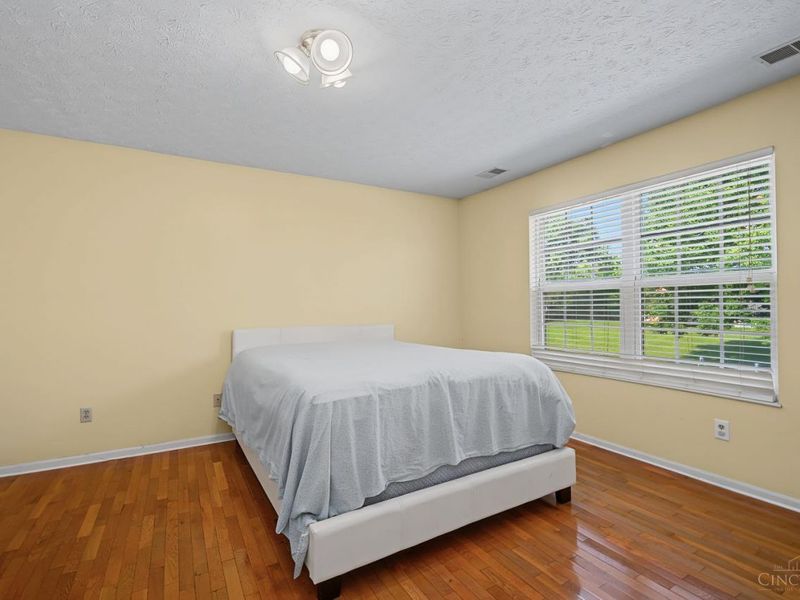 2082 Crest Road, Forest Park, OH 45240 Photo 26