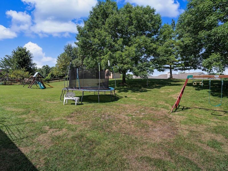 2082 Crest Road, Forest Park, OH 45240 Photo 45