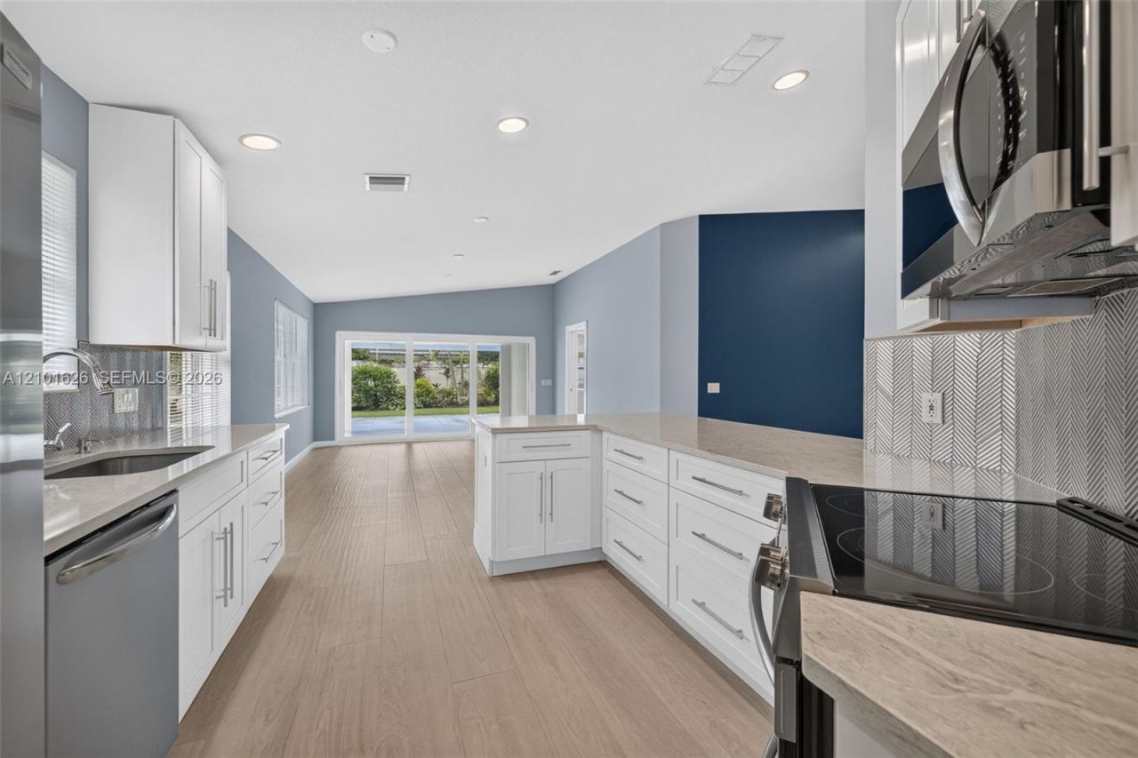 2444 SW Parkside Dr , Palm City, FL 34990 Photo