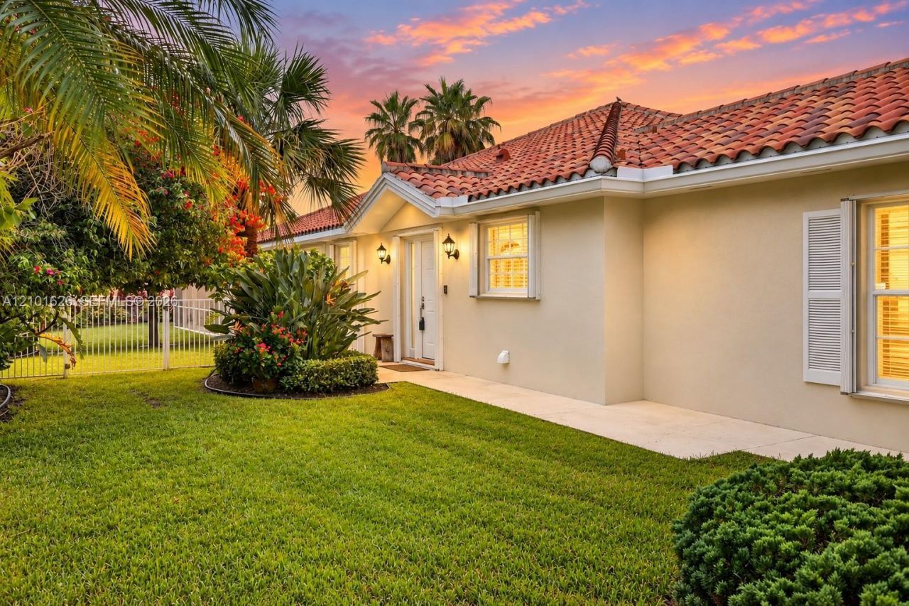 2444 SW Parkside Dr , Palm City, FL 34990 Photo