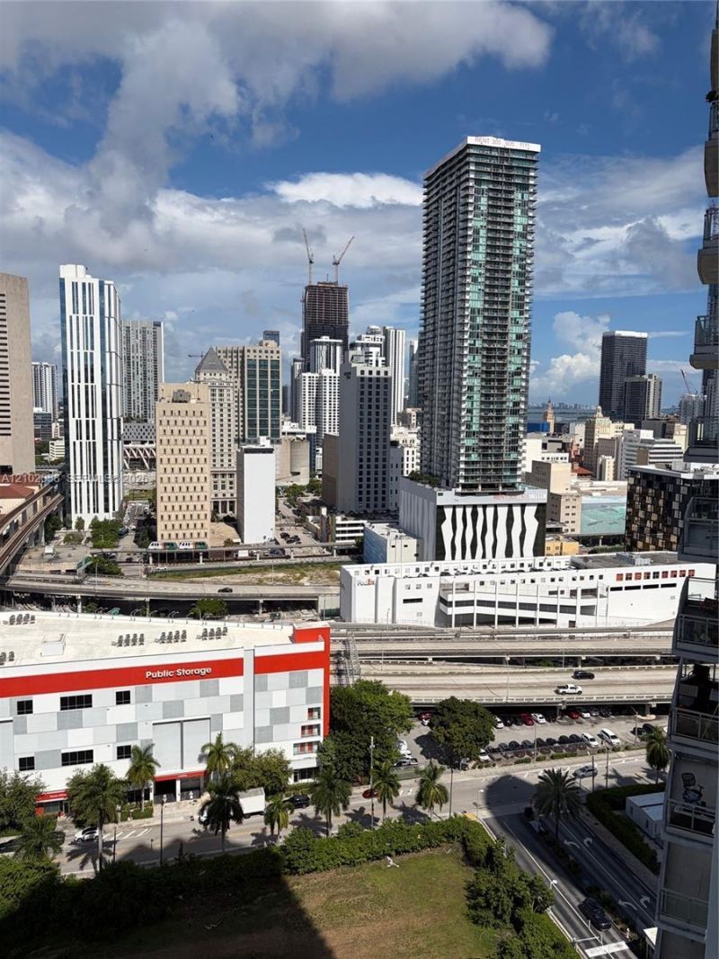 90 SW 3rd St , Unit 2507, Miami, FL 33130 Photo