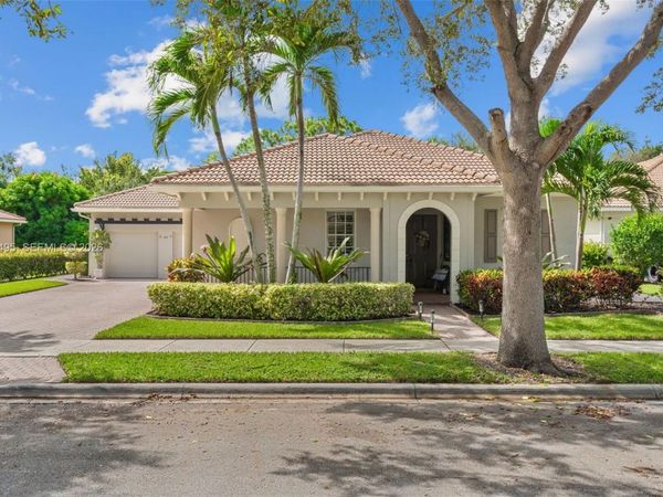 143 Via Catalunha , Jupiter, FL 33458