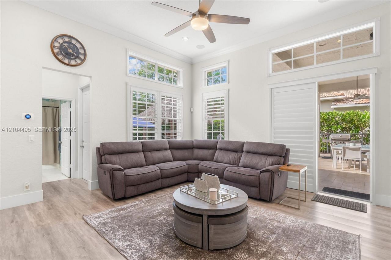 143 Via Catalunha, Jupiter, FL 33458 Photo