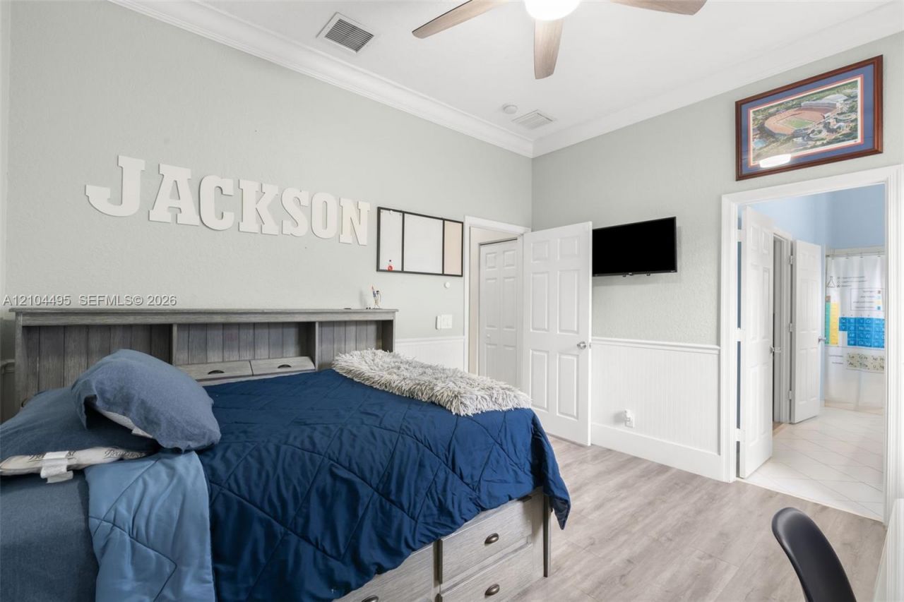 143 Via Catalunha, Jupiter, FL 33458 Photo