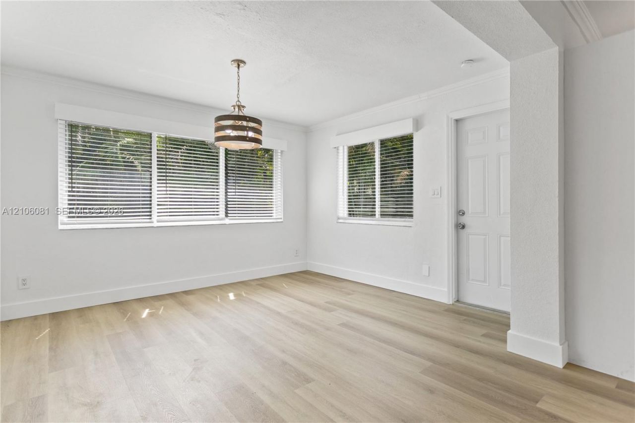 28 SE 7th St , Dania Beach, FL 33004 Photo