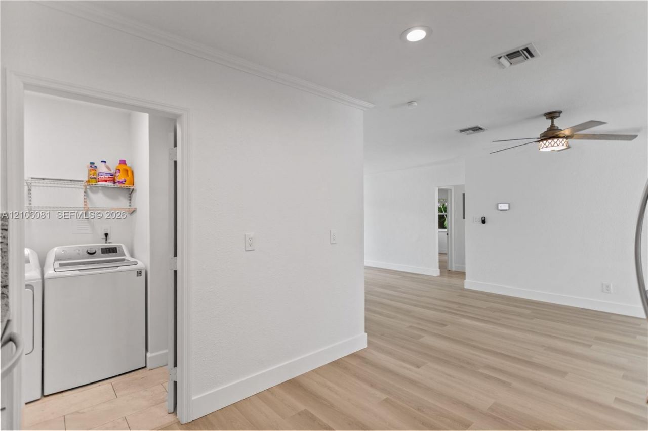 28 SE 7th St , Dania Beach, FL 33004 Photo