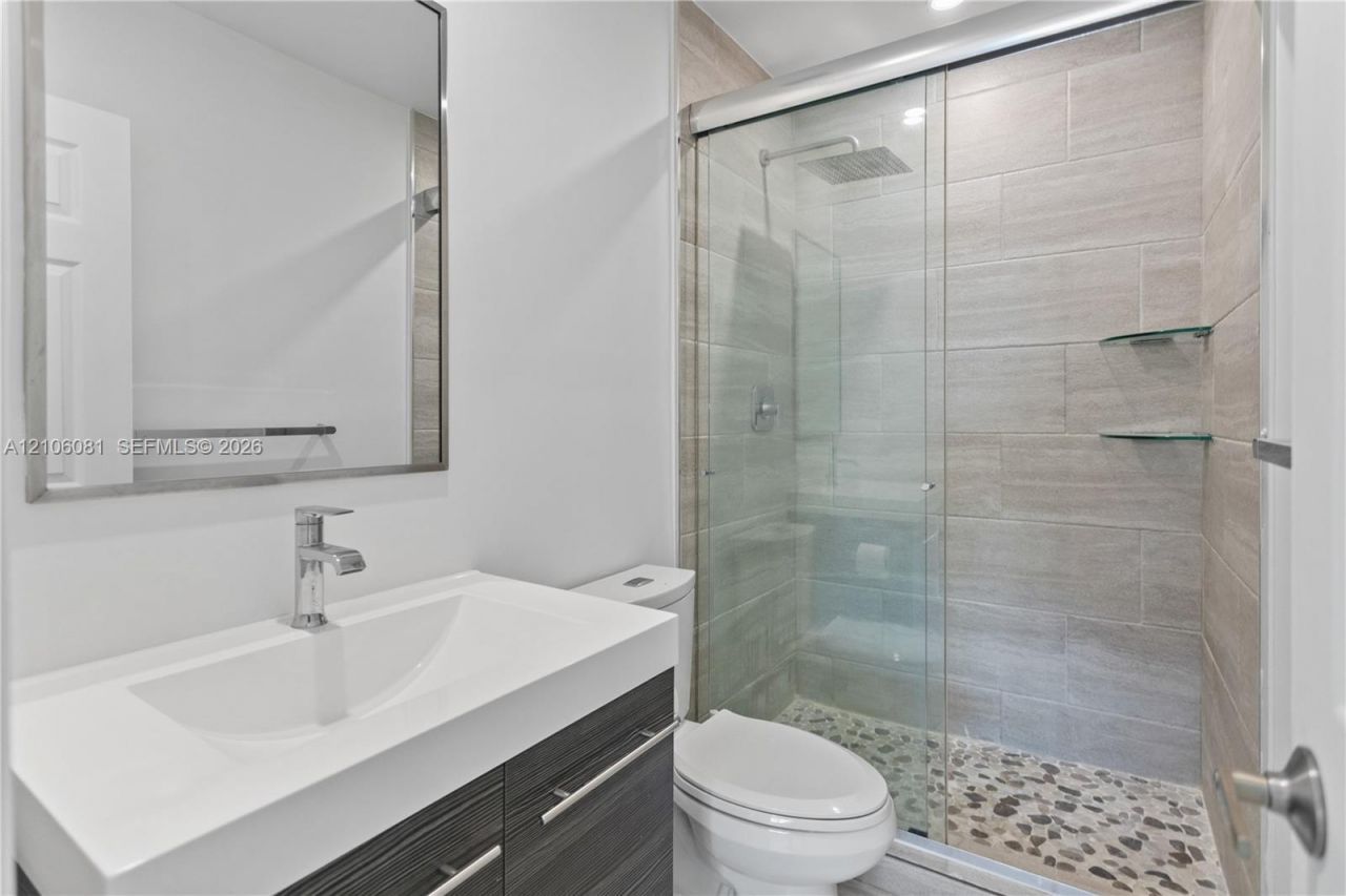 28 SE 7th St , Dania Beach, FL 33004 Photo