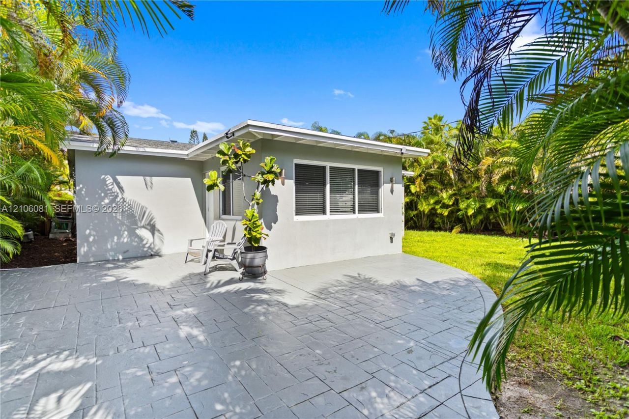 28 SE 7th St , Dania Beach, FL 33004 Photo