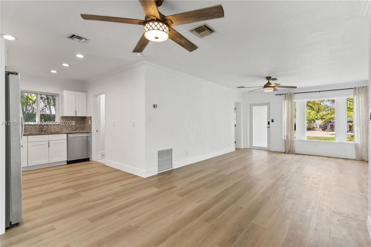 28 SE 7th St , Dania Beach, FL 33004 Photo