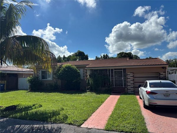 280 NW 144th St , Unit 1, Miami, FL 33168