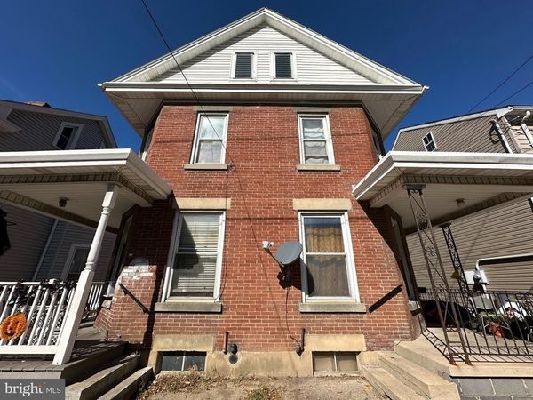 106-108 N CHURCH STREET , WAYNESBORO, PA 17268
