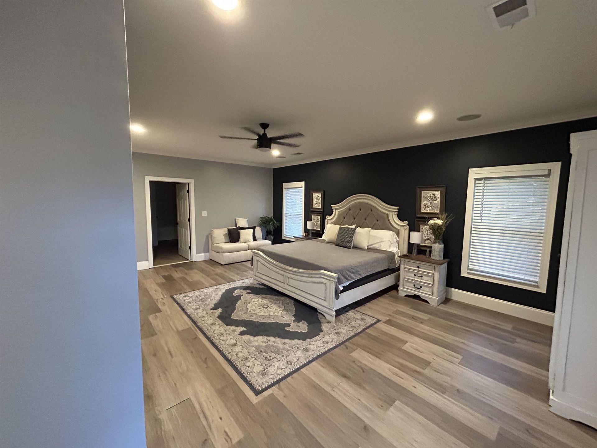 2409 River Rd.  Photo 11