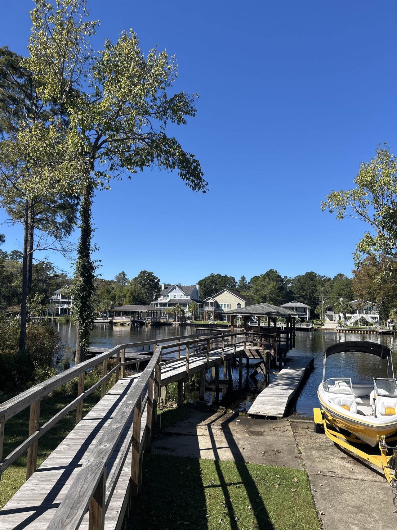2409 River Rd.  Photo 20