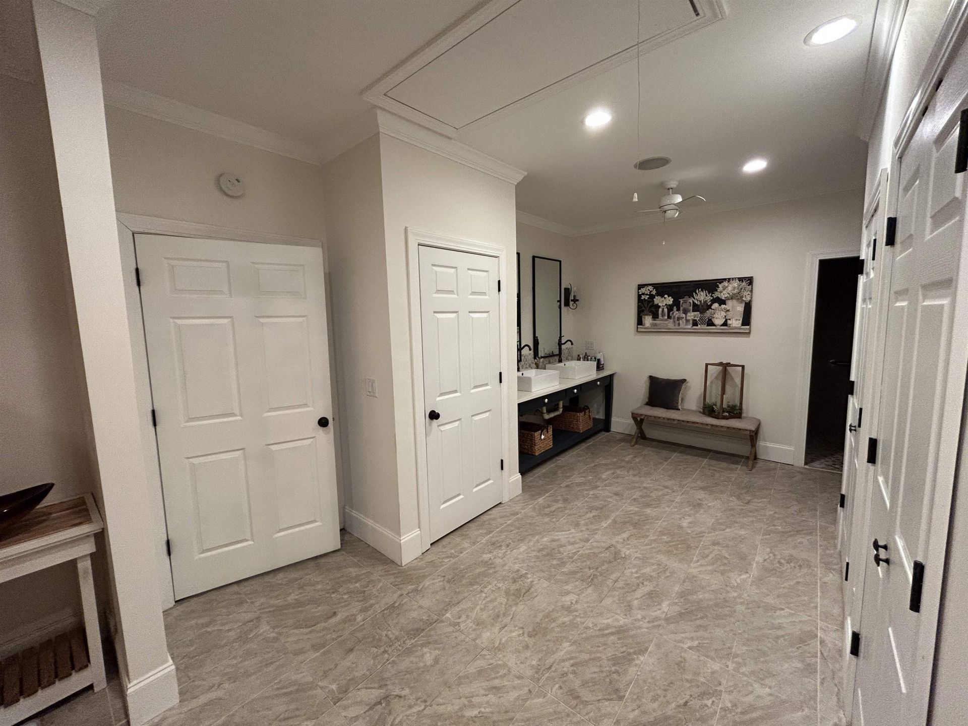 2409 River Rd.  Photo 9