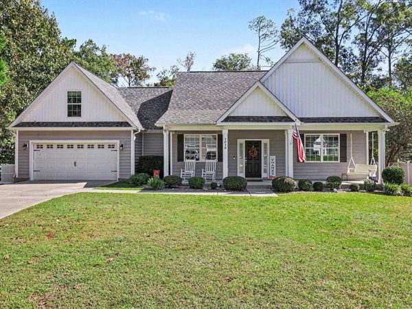 1039 Rosehaven Dr., Conway, SC 29527