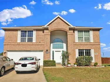 5753 Lionfish Way, Fort Worth, TX 76131