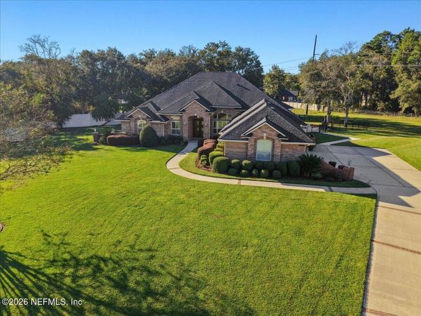 1102 EVENING STROLL Lane, Jacksonville, FL 32221
