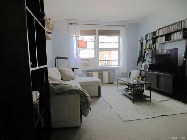 141-19 78th Road, Unit 2M, Kew Garden Hills, NY 11367