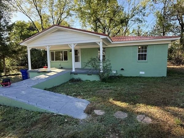 310 GEANS LN, Savannah, TN 38372
