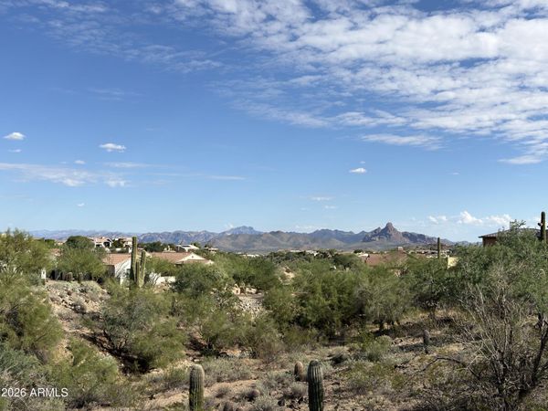 11856 N SUNSET VISTA Drive, Unit 39, Fountain Hills, AZ 85268