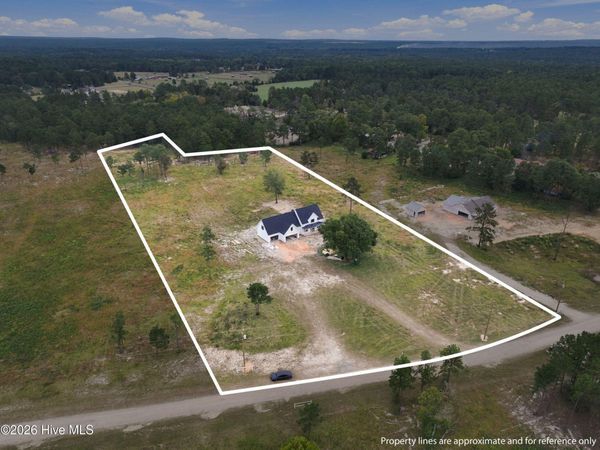 430 Huntland Road, Vass, NC 28394