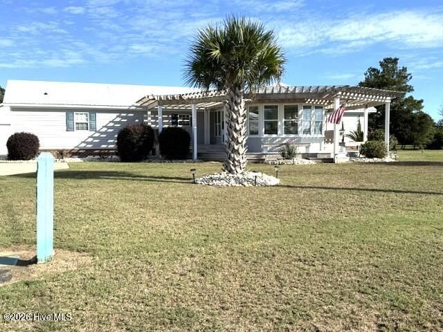 207 Bayshore Drive, Cape Carteret, NC 28584 Main Photo