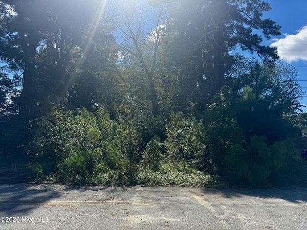 1401 Mewborn Avenue , Kinston, NC 28501