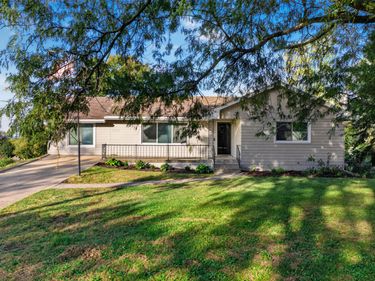 15250 PINECREST Drive, COUNCIL BLUFFS, IA 51503