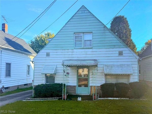 858 Independence Avenue, Akron, OH 44310