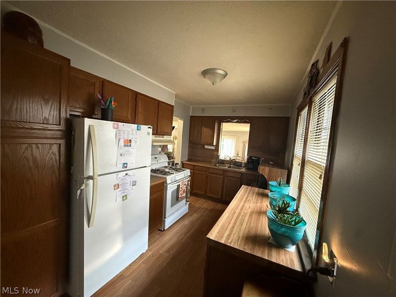 858 Independence Avenue, Akron, OH 44310 Photo 5