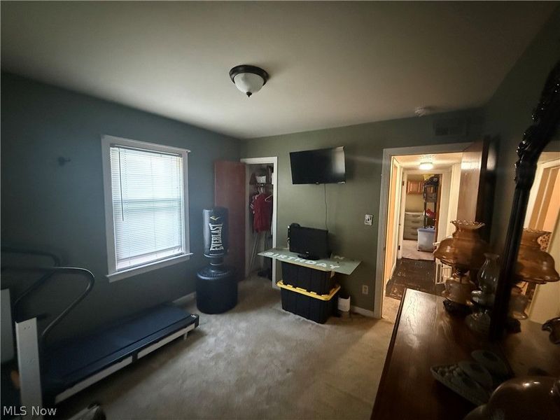 858 Independence Avenue, Akron, OH 44310 Photo 8