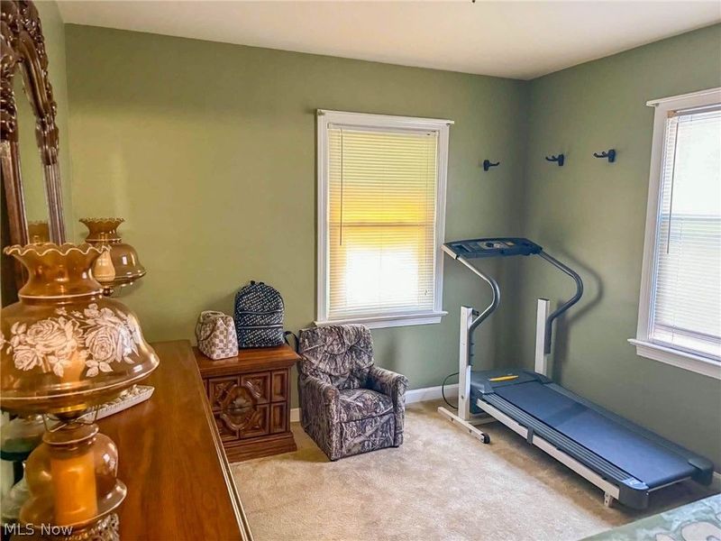 858 Independence Avenue, Akron, OH 44310 Photo 8