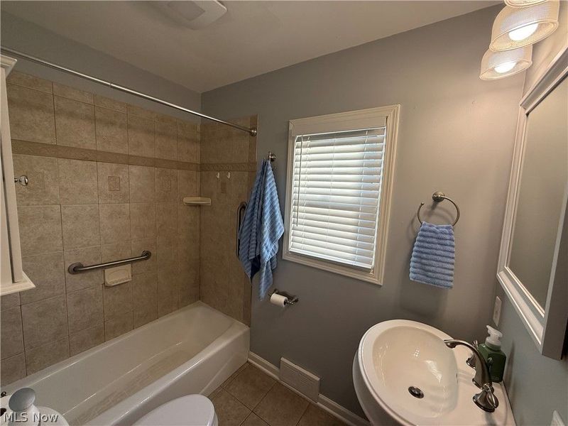 795 Concord Place, Coshocton, OH 43812 Photo 21