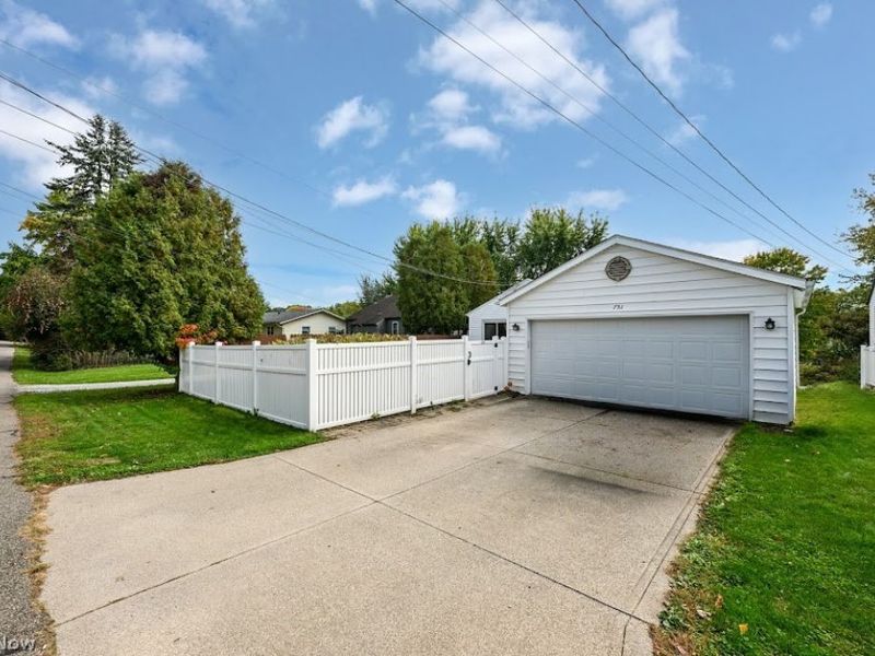 751 Rextur Drive , New Franklin, OH 44319 Photo 29