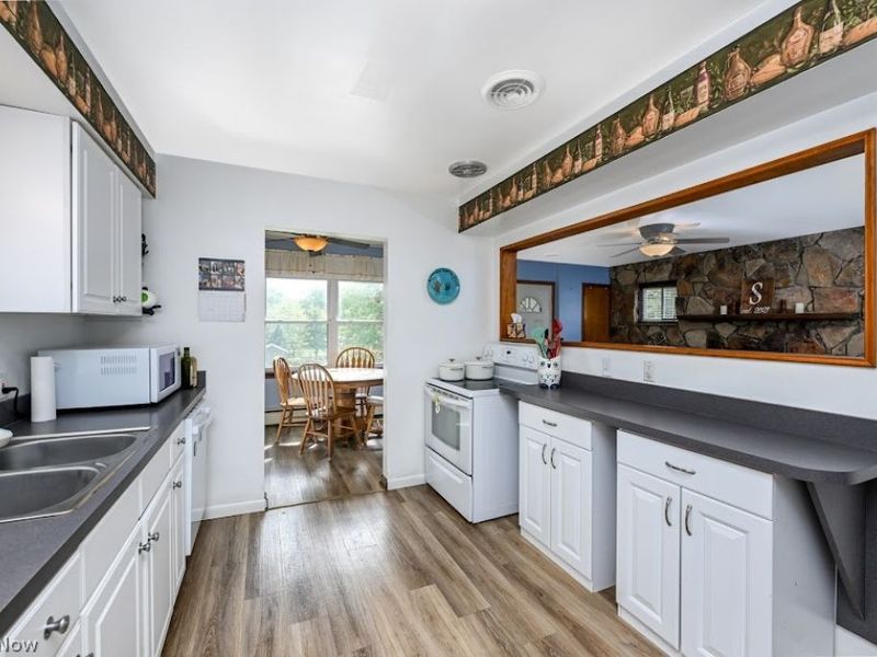 751 Rextur Drive , New Franklin, OH 44319 Photo 5
