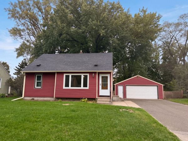 7 Park Drive , Circle Pines, MN 55014